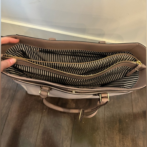 Kate Spade Laptop Purse - Picture 3 of 6